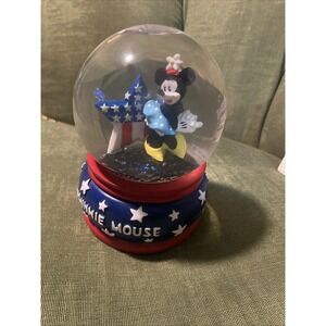Disney Minnie Mouse Patriotic Musical Snow Globe Yankee Doodle Americana 6 inch